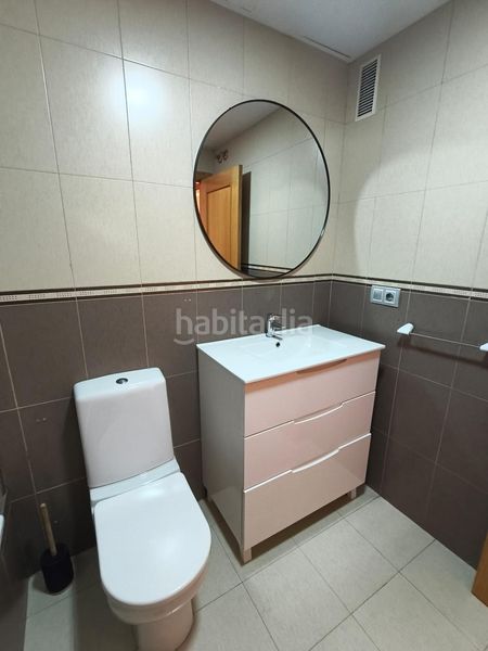 Foto 461bd264-c8ef-4e6f-81d0-bc215baab83c. Piso  de 121 m2 con dos grandes terrazas, piscina, garaje y trastero en avenida de la ilustración en Granada
