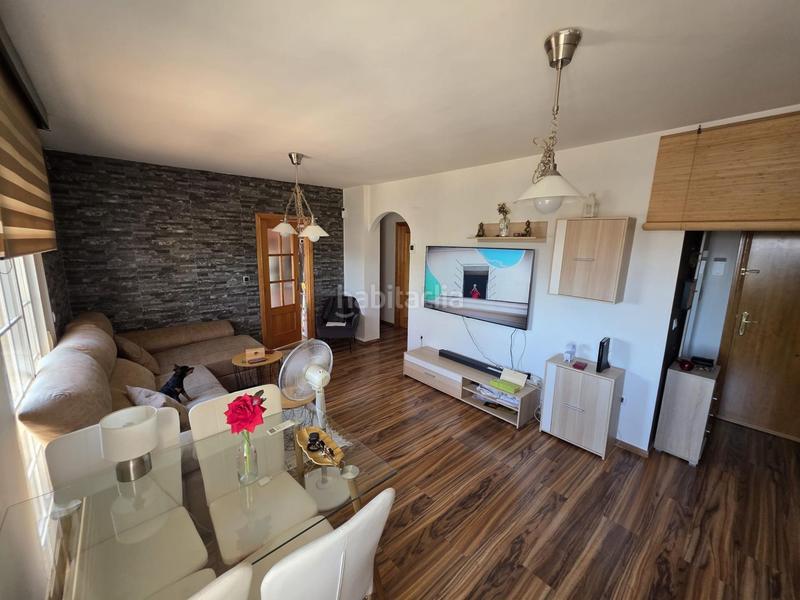 Foto 3e0474c5-36e5-4afb-8b4a-5b5c649e8a35. Àtic amb calefacció aparcament a Híjar Gabias (Las)