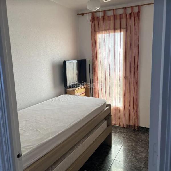 Foto aa5e6f3a-bece-448d-8ce5-9c33d838756b. Piso  en 7 planta con vistas espectaculares al mar en Adra