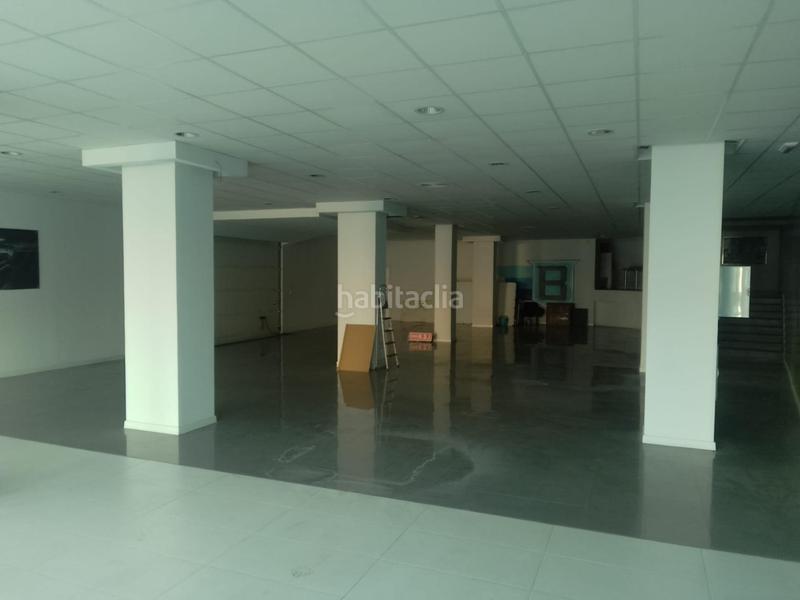 Foto cfaad13c-e34a-42d0-b419-368976c4cda5. Location local commercial dans calle granada 21 dans Ogíjares