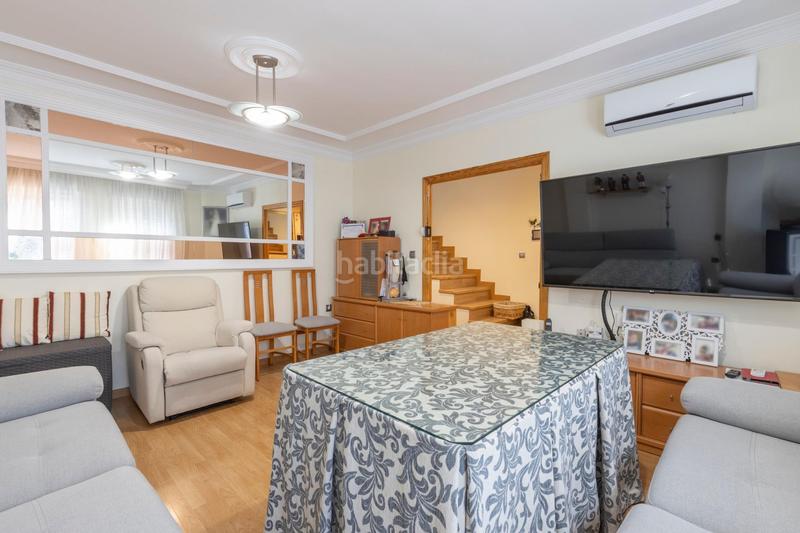 Foto 43353a2e-638f-4f66-b219-f0d8bd090c32. Semi detached house with heating parking in San Cayetano Churriana de la Vega