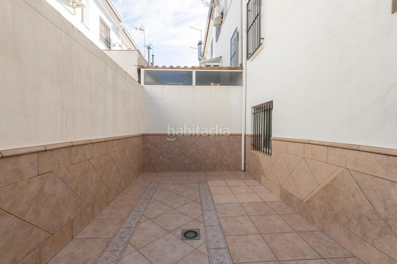 Foto 4fd64d49-e9fe-49d1-a87e-2638ad823d75. Semi detached house with heating parking in San Cayetano Churriana de la Vega