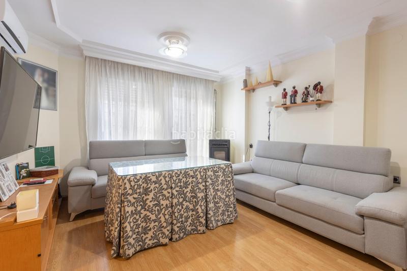 Foto 9949d487-672d-4102-8904-58d8e75c421f. Semi detached house with heating parking in San Cayetano Churriana de la Vega