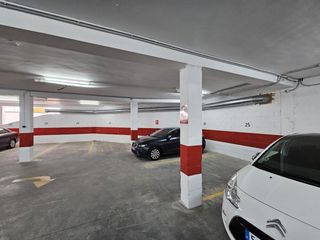 Rent Car parking in Avenida avenida diputación. Se alquila plaza de garaje en avenida diputación, armilla,