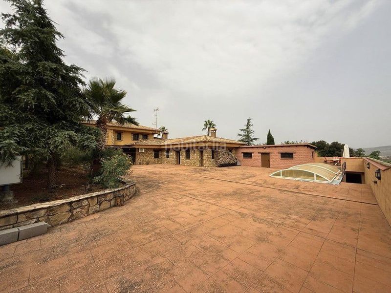 Foto e93c45a0-fb36-48ba-a16a-d2a423059488. Masia amb calefacció piscina a Colomera