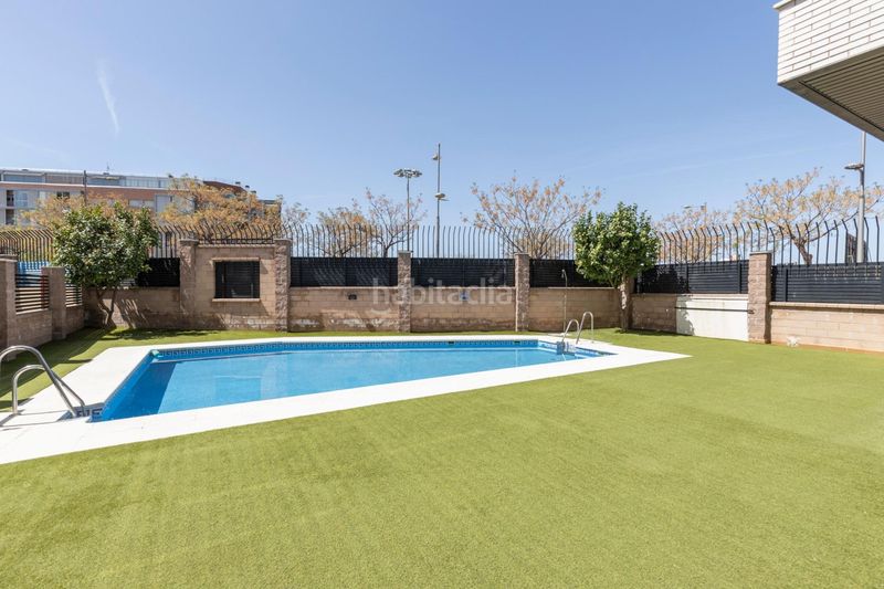 Foto fbdefae9-5924-4c2e-a66d-198b278b33da. Pis amb calefacció aparcament piscina a Campus de la Salud Armilla