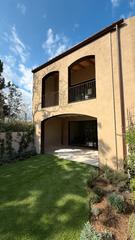 Casa  Carrer l'avi rajoler. Casa obra nueva aislada, esquinera. 225 m2. jardn y piscina pri. Obra nova