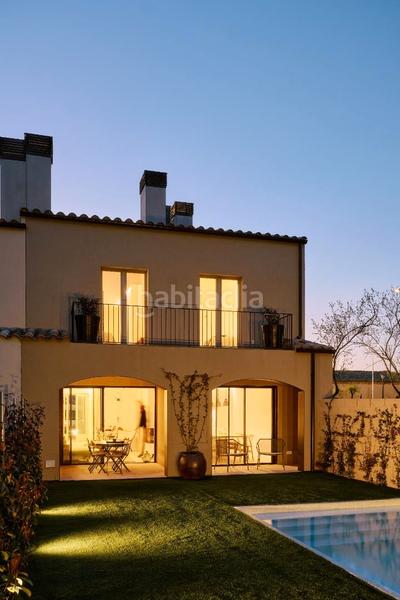 Foto 092464ac-9bd9-42b9-9856-9c85bd6582d2. Casa adossada 173m<sup>2</sup> amb xemeneia calefacció aparcament piscina a Pals