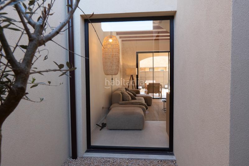 Foto 2c845718-f2c2-4f12-9b53-15829a9dd921. Casa adossada 173m<sup>2</sup> amb xemeneia calefacció aparcament piscina a Pals