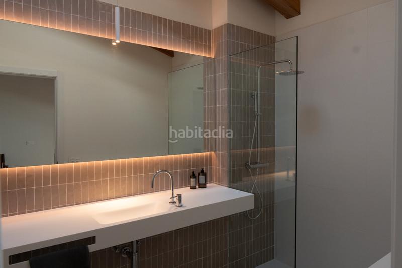 Foto 77fa0933-2b27-4800-b204-46d7d5c54ed3. Casa adossada 173m<sup>2</sup> amb xemeneia calefacció aparcament piscina a Pals