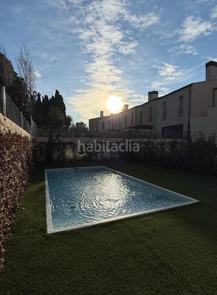 Foto bed5177e-e73a-4005-b884-0f7531c6e03c. Casa adossada 173m<sup>2</sup> amb xemeneia calefacció aparcament piscina a Pals