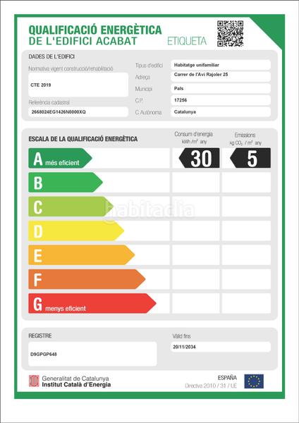 Foto f1244334-9f46-4ee2-9409-04f4bf9bb1c3. Casa adossada 173m<sup>2</sup> amb xemeneia calefacció aparcament piscina a Pals