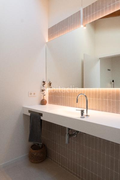 Foto f7b89fe5-15b0-45ad-9a88-f00890f6295d. Casa adossada 173m<sup>2</sup> amb xemeneia calefacció aparcament piscina a Pals