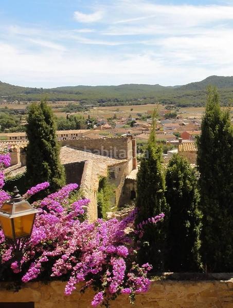 Foto 5aca33b8-bb6b-43c8-ae6b-fcfdeb175ecc. Casa adossada 189m<sup>2</sup> amb calefacció aparcament piscina a Pals