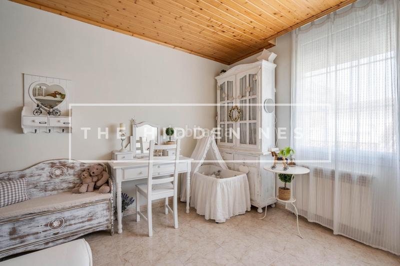 Foto dc42195d-2693-4791-ac04-f374980d0763. Haus mit heizung parking in Gràcia Sabadell