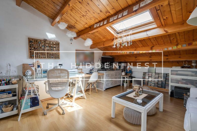 Foto 6c5aff5d-3bed-4533-9eba-2ecda3fb5377. Casa amb calefacció aparcament a Gràcia Sabadell