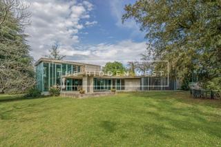 Casa a Franqueses del Valls (Les). Exclusiva finca con firma arquitectnica de josep mara botey en