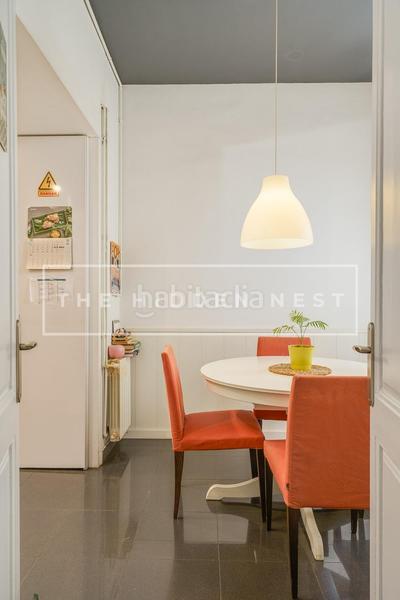 Foto 061c8bf8-4f87-4a13-9c6d-2efc03139704. Casa adossada amb calefacció a Centre Sabadell