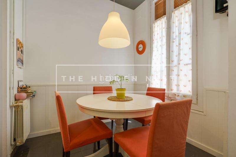 Foto 8421992b-fd85-4005-b25a-2eda6532c4ec. Casa adossada amb calefacció a Centre Sabadell