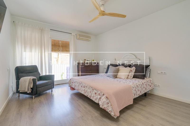 Foto 9c861e60-a40b-42fa-8a62-eb15d4434897. Casa adossada amb calefacció a Centre Sabadell