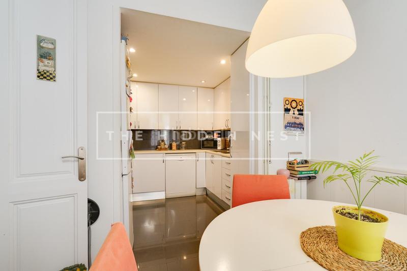 Foto b0c12912-dfc6-467f-aed6-c5e182e31a16. Casa adossada amb calefacció a Centre Sabadell