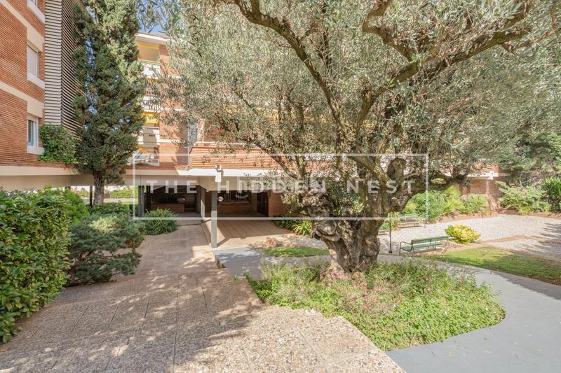 Foto 101feaad-1e56-49a6-9adc-f469bc5eb097. Dachwohnung mit parking in Eixample Sant Cugat del Vallès