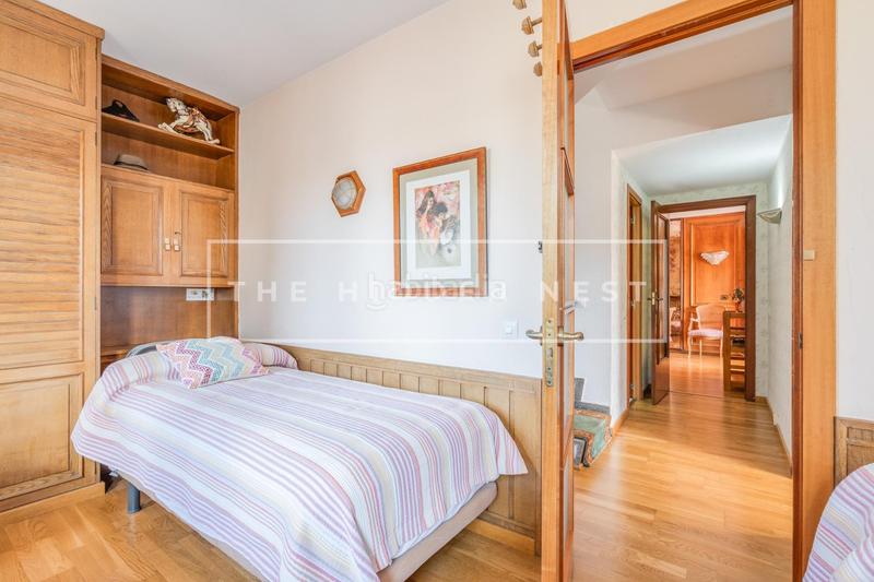 Foto 1a6a4d48-d0f3-4612-984b-943009df2056. Dachwohnung mit parking in Eixample Sant Cugat del Vallès