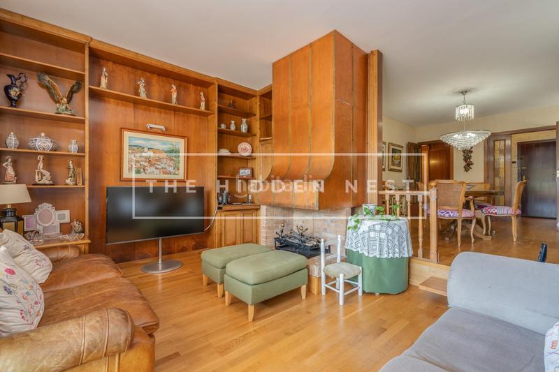 Foto 2d6f829b-cbc5-4167-999a-1287cfbd1b8d. Dachwohnung mit parking in Eixample Sant Cugat del Vallès