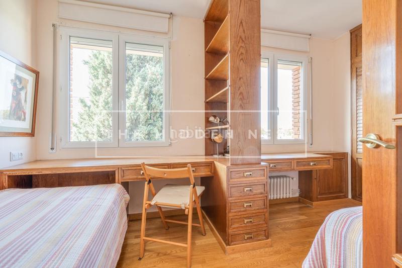 Foto 31e7b499-cc11-4b79-8198-13ddc5bc9be2. Dachwohnung mit parking in Eixample Sant Cugat del Vallès