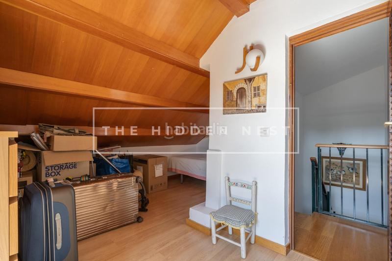 Foto 494a178e-8c80-46f0-b08f-8b5b07dd3888. Dachwohnung mit parking in Eixample Sant Cugat del Vallès