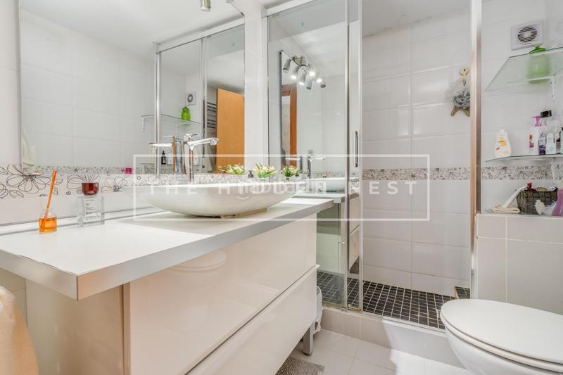 Foto 82c51115-15d8-4ae8-95ff-6c22e402db38. Dachwohnung mit parking in Eixample Sant Cugat del Vallès