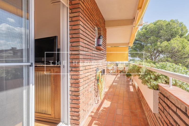 Foto d88ae697-657d-4183-b7c2-62802d3367fc. Dachwohnung mit parking in Eixample Sant Cugat del Vallès