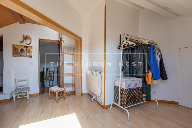 Foto fb44eb58-6658-42d2-b0c4-e6b8ee6a5831. Dachwohnung mit parking in Eixample Sant Cugat del Vallès