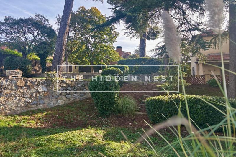 Foto 9dbf53c8-161c-48ce-a89a-ed93cf63c2cb. Casa con parcheggio in Valldoreix Sant Cugat del Vallès