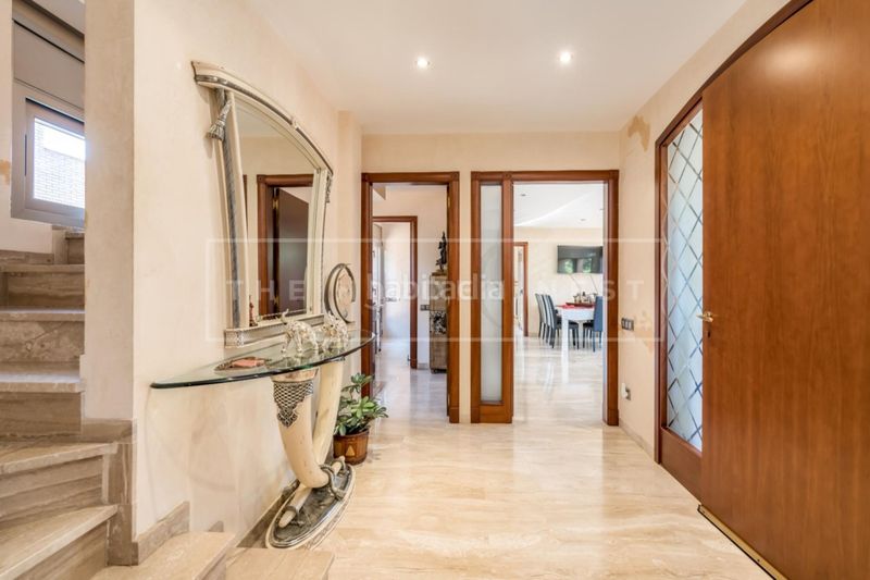 Foto e008a339-9524-46f7-b271-0682f7d33882. Casa amb calefacció aparcament piscina a Viladecavalls