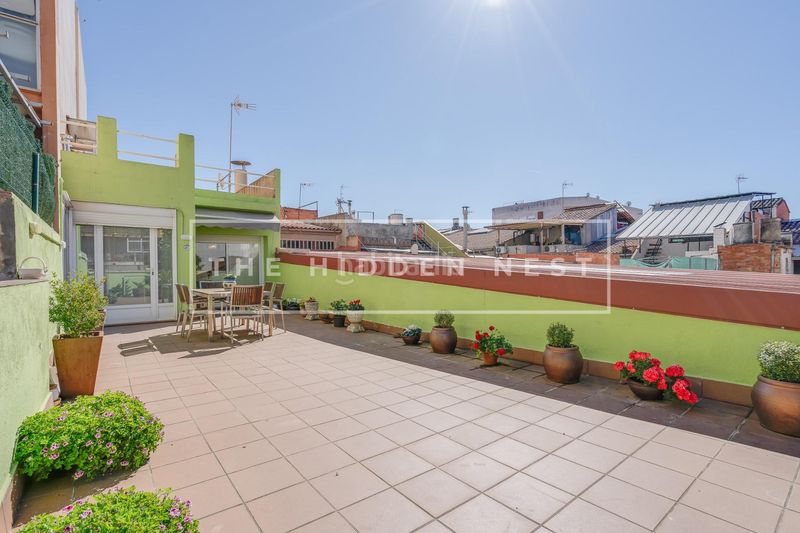 Foto f702c5d7-b200-45fb-84af-90652a5011ef. Casa amb calefacció aparcament a Creu de Barberà Sabadell
