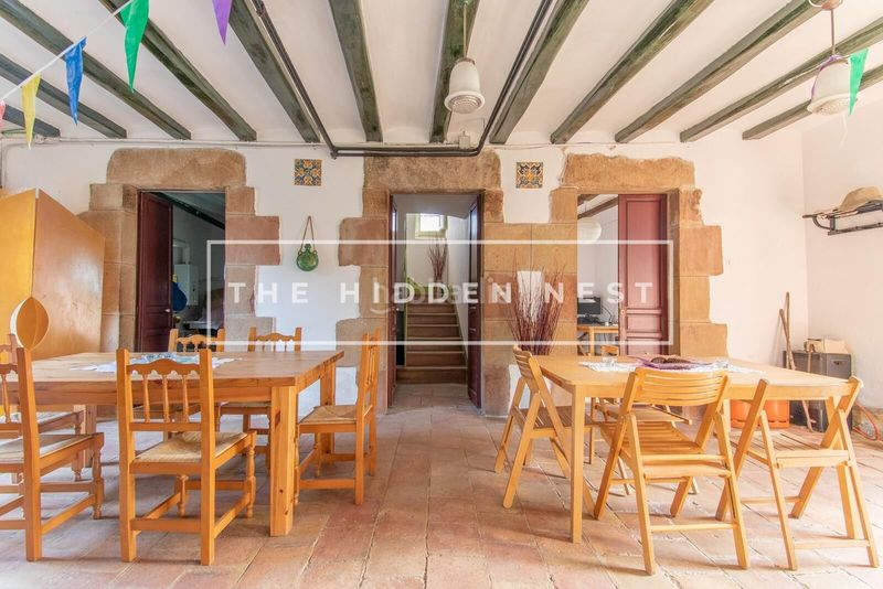 Foto 0f1b8407-e274-4f8a-b038-01ddb8f6a368. Masia a Gelida