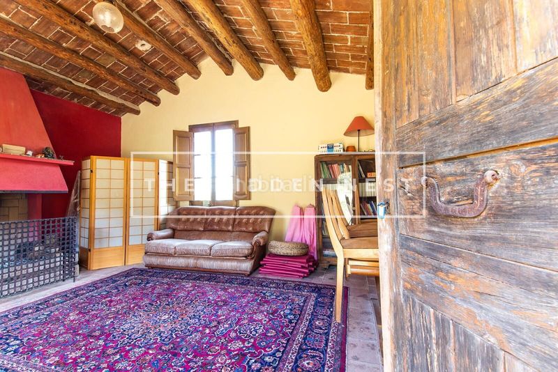 Foto 2e868627-606a-48e2-aa6f-ba90ff5b2d94. Masia a Gelida