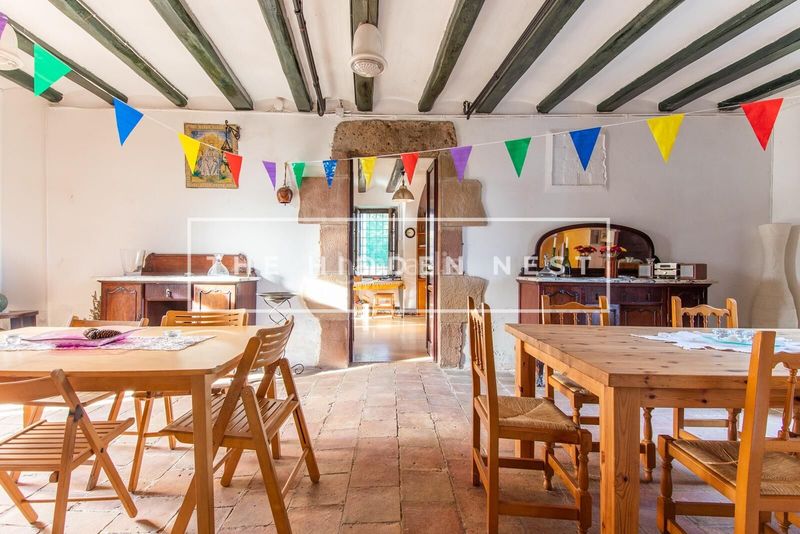 Foto 61dcf396-14c1-428d-a276-ad976a1fcbf8. Masia a Gelida