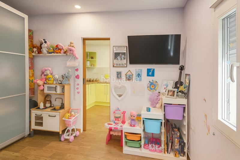 Foto 658487c0-d9f3-4a3d-9ac6-e6cbd975540e. Reihenhaus mit parking in San Juan - San José Palmas de Gran Canaria (Las)