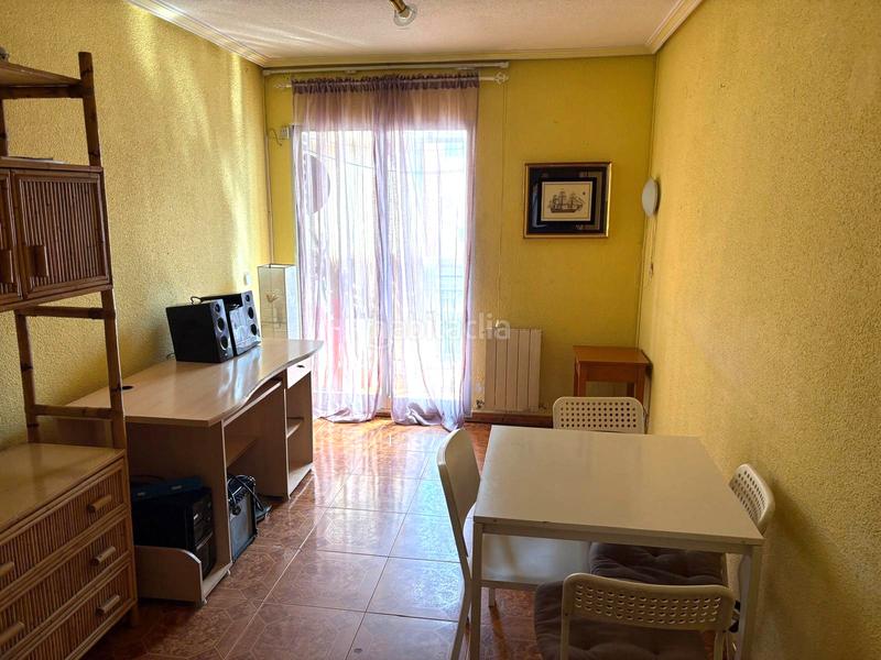 Foto 4547794b-6a84-425f-a9b8-c1282ea9465f. Etagenwohnung mit heizung in Buena Vista Madrid