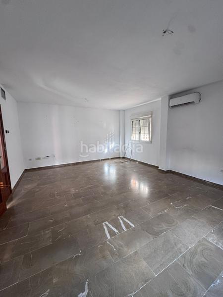 Foto aa69f6c3-8fe2-46e8-8718-c8f4ab51ac48. Casa a schiera con parcheggio in Oeste Mérida