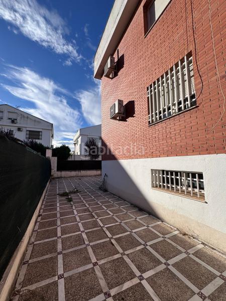 Foto 81cd8cb4-4669-4bc5-ad0e-f127985b0028. Casa adosada en Oeste Mérida