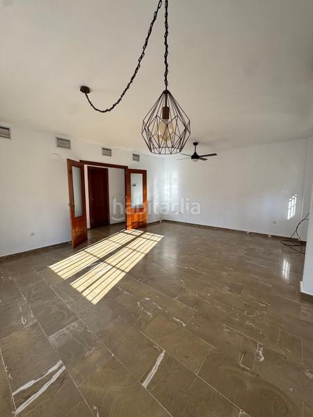 Foto 148bbdf5-9231-4770-b299-0b6cf05226a5. Maison jumelée avec parking dans Oeste Mérida