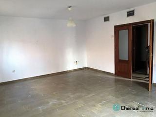Casa adossada a Oeste