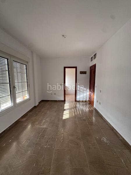 Foto 2aff0639-15bd-40f6-913f-27c1eb1d5f30. Semi detached house with parking in Oeste Mérida