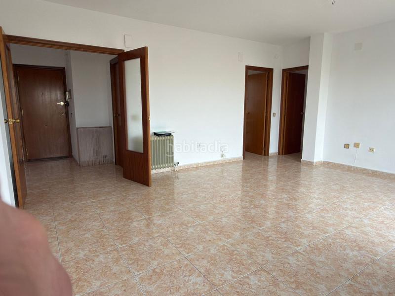 Foto 0a106f72-a8ec-45c5-a04f-8468806d4fa9. Flat with heating in Este Mérida