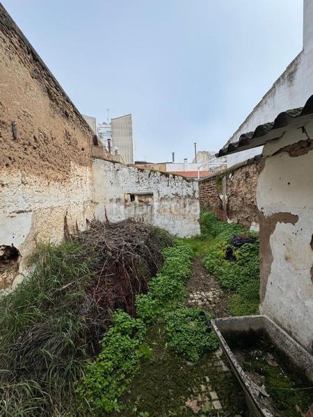 Foto d9e227a8-e546-4dea-87cd-bb23e75cc280. Casa adosada en Centro Mérida