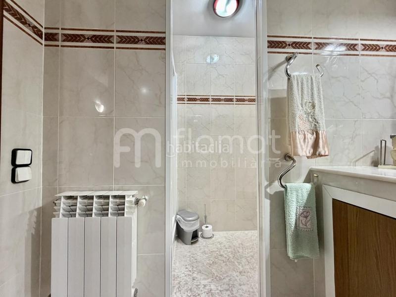 Foto eb39b9fb-4aa6-40fe-8a5f-a4eed4200872. Casa chalet adosado en venta en Palafolls