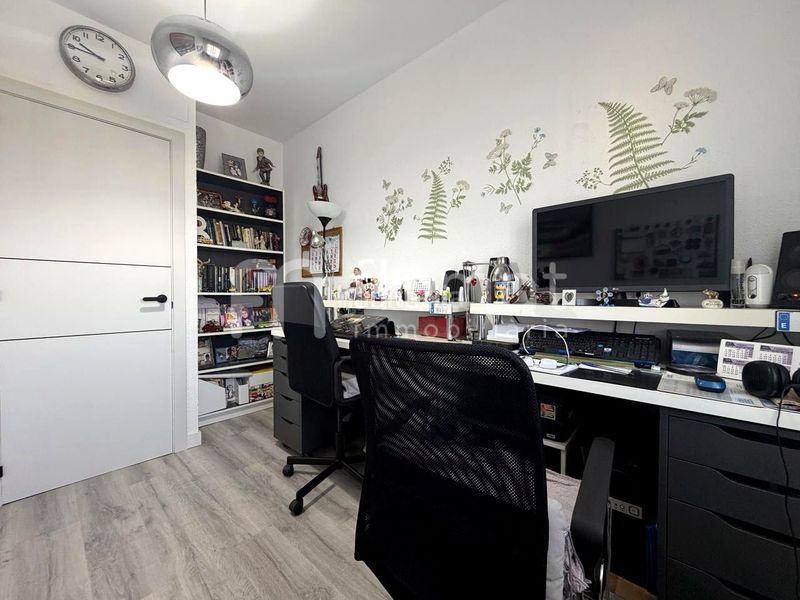 Foto 130c6e18-baed-4e50-a2c9-a163486a0f68. Pis a Malgrat de Mar